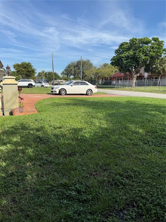 En Renta: $3,750 (3 camas, 2 baños, 1501 Pies cuadrados)