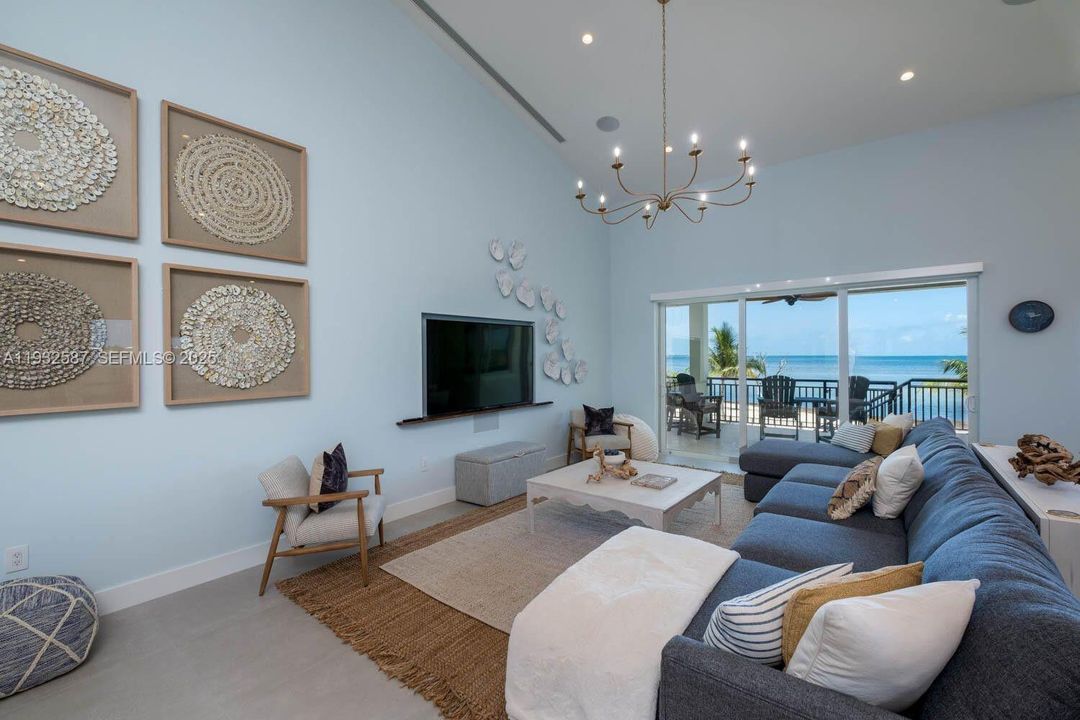 На продажу: $7,500,000 (5 спален, 4 ванн, 3434 Квадратных фут)