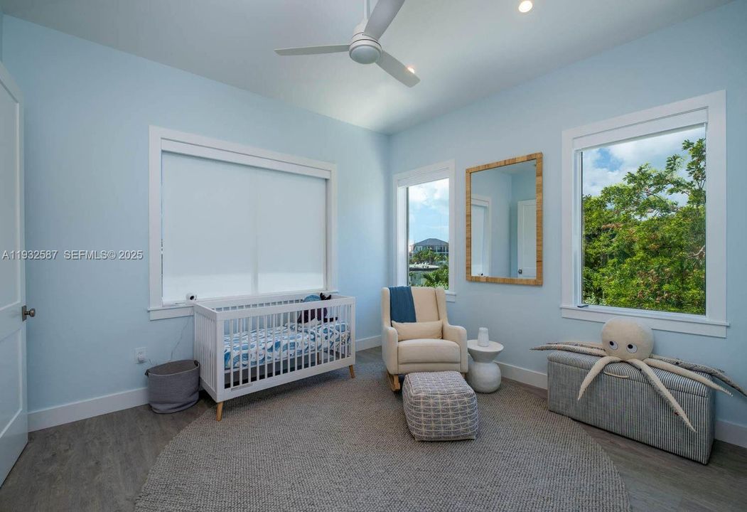 На продажу: $7,500,000 (5 спален, 4 ванн, 3434 Квадратных фут)