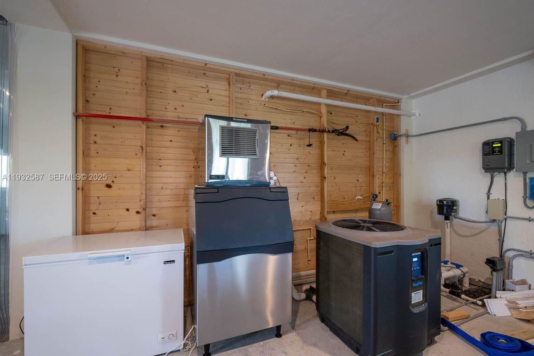 На продажу: $7,500,000 (5 спален, 4 ванн, 3434 Квадратных фут)