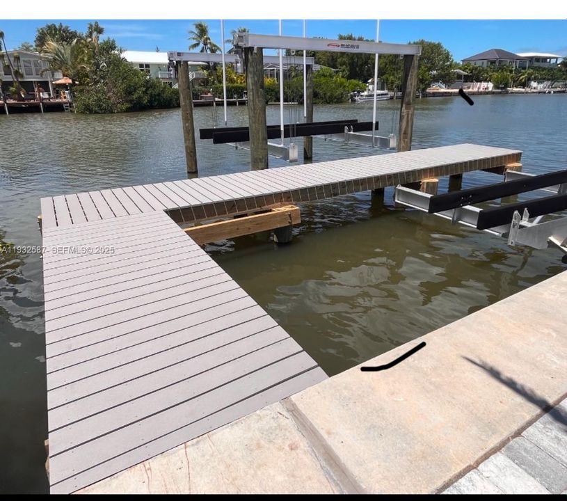 На продажу: $7,500,000 (5 спален, 4 ванн, 3434 Квадратных фут)