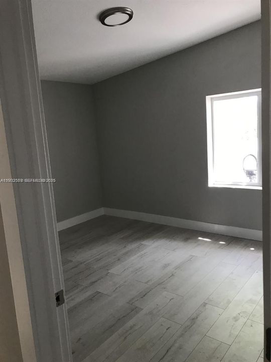 For Rent: $4,200 (4 beds, 2 baths, 1822 Square Feet)