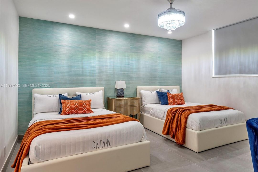 待售: $505,000 (2 贝兹, 2 浴室, 1153 平方英尺)