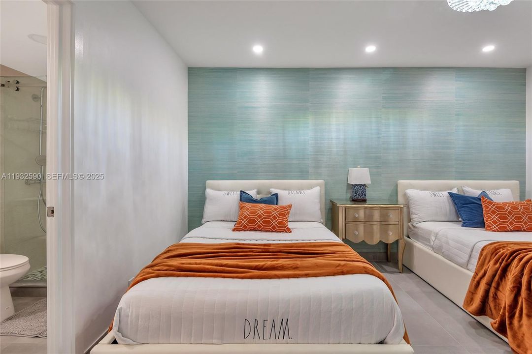 待售: $505,000 (2 贝兹, 2 浴室, 1153 平方英尺)