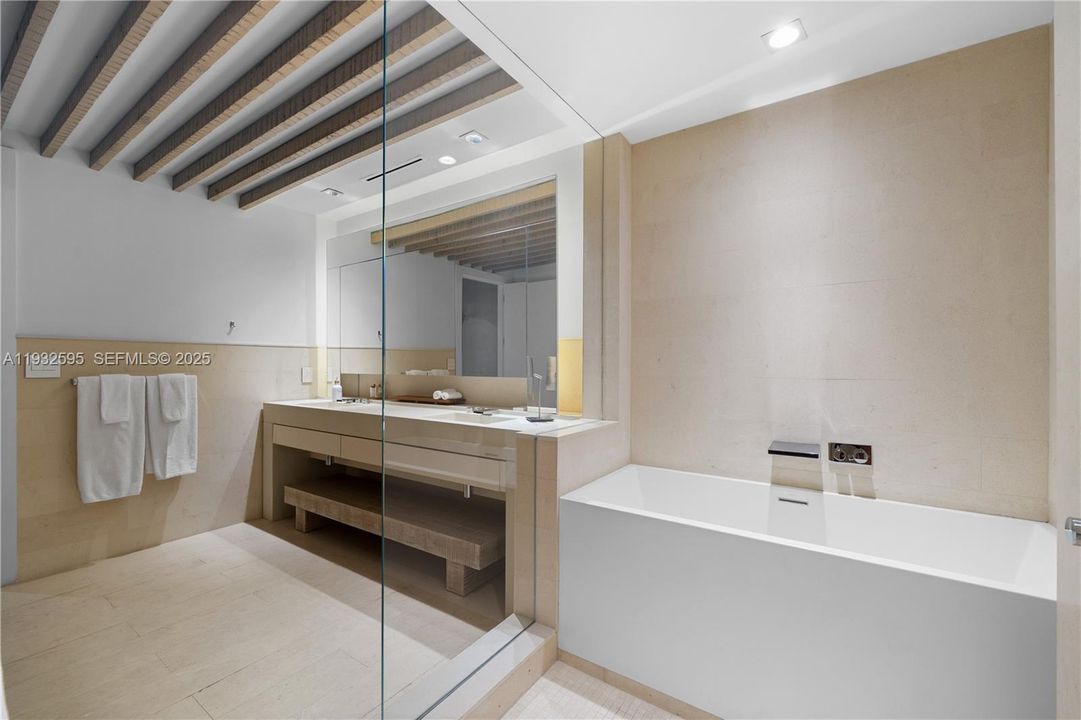 En Venta: $8,195,000 (3 camas, 3 baños, 2318 Pies cuadrados)