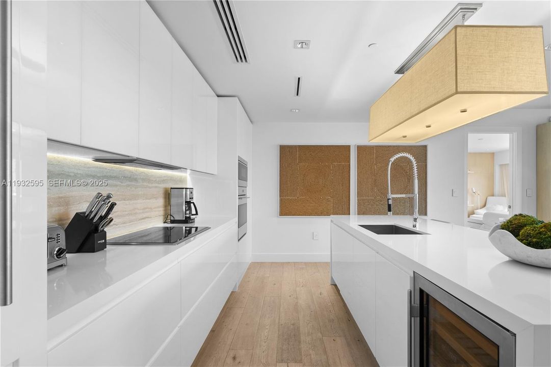 En Venta: $8,195,000 (3 camas, 3 baños, 2318 Pies cuadrados)