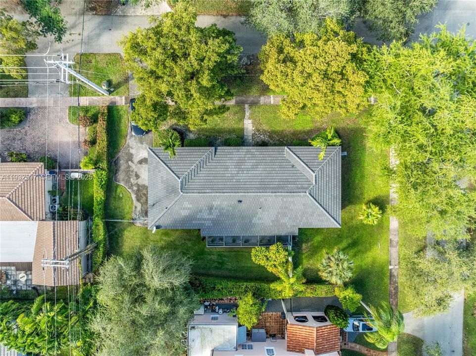 En Venta: $1,899,999 (3 camas, 2 baños, 1664 Pies cuadrados)