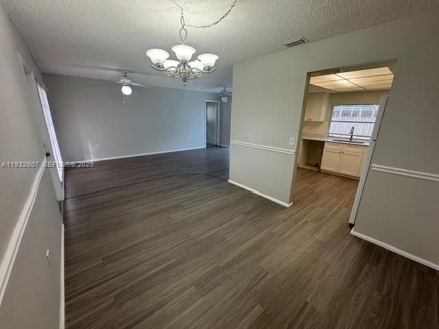 En Venta: $419,000 (2 camas, 2 baños, 1247 Pies cuadrados)