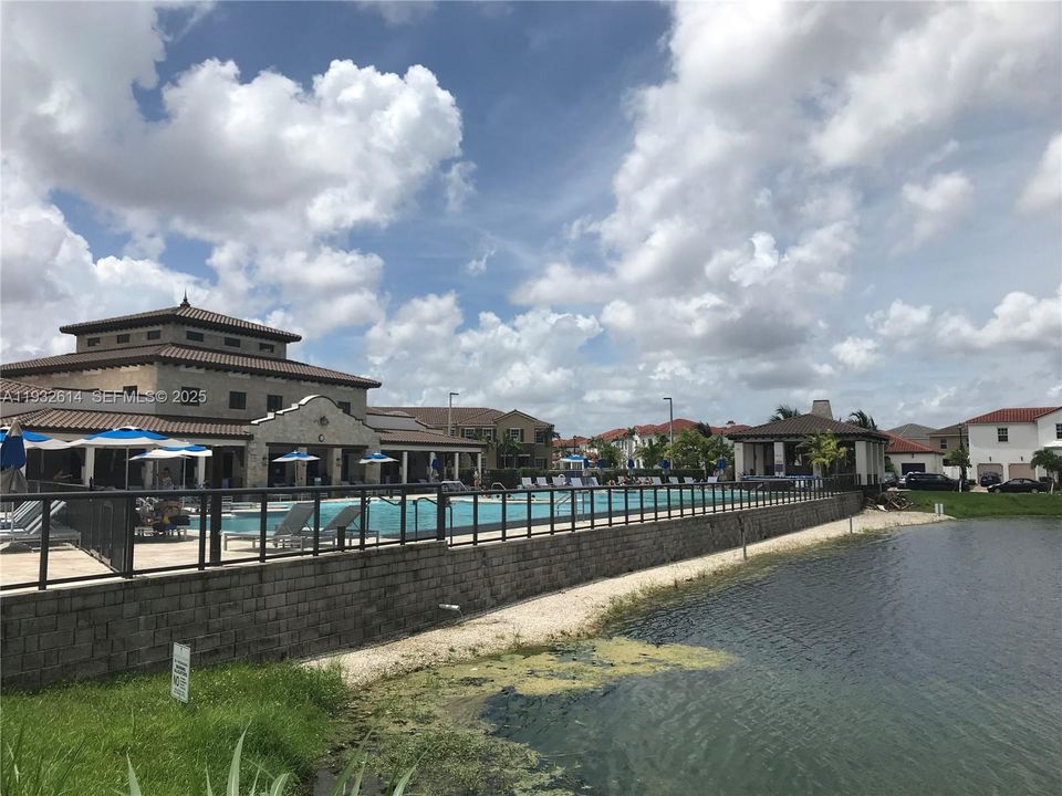 For Rent: $1,450 (0 beds, 1 baths, 1930 Square Feet)