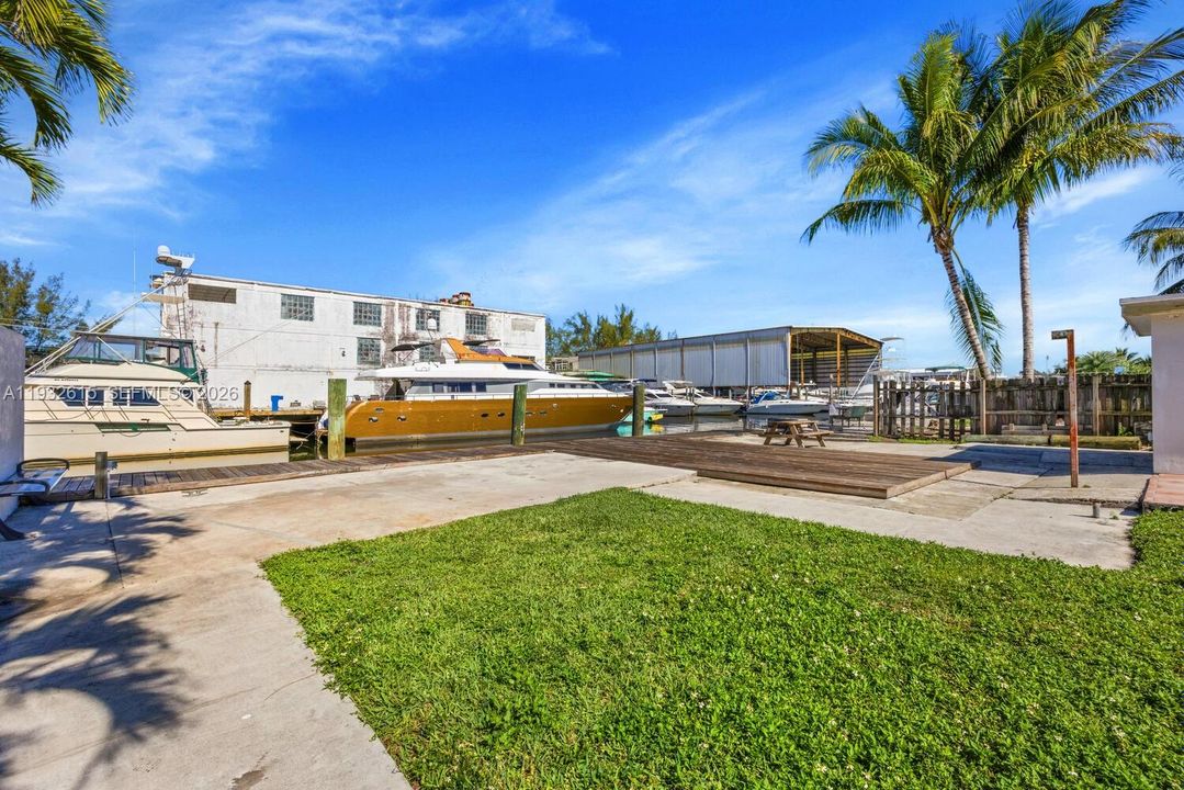 Active With Contract: $1,649,000 (4 beds, 3 baths, 1747 Square Feet)