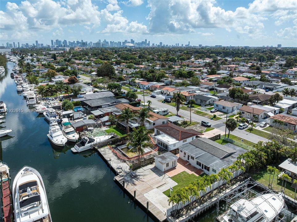 Active With Contract: $1,649,000 (4 beds, 3 baths, 1747 Square Feet)