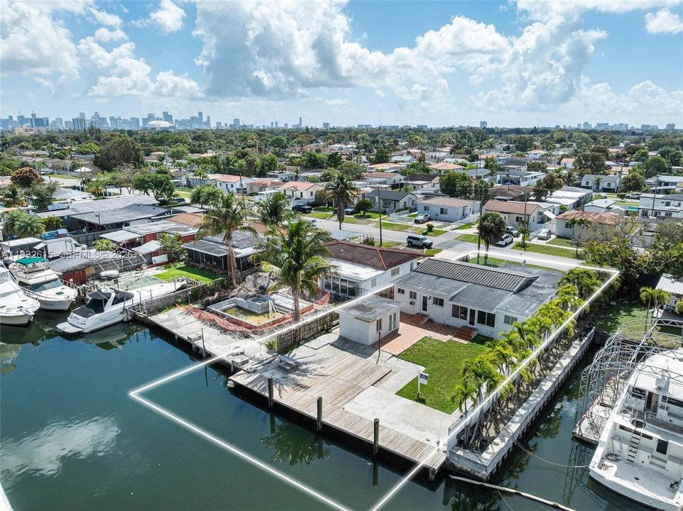 Active With Contract: $1,649,000 (4 beds, 3 baths, 1747 Square Feet)