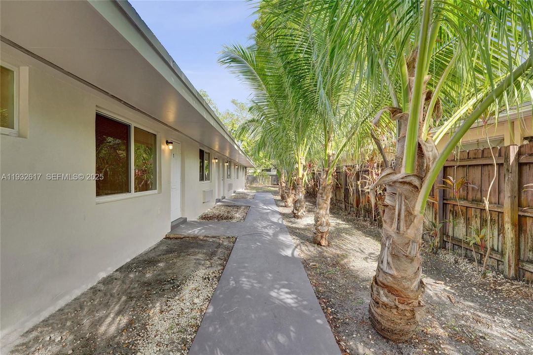 En Renta: $3,200 (3 camas, 3 baños, 1350 Pies cuadrados)