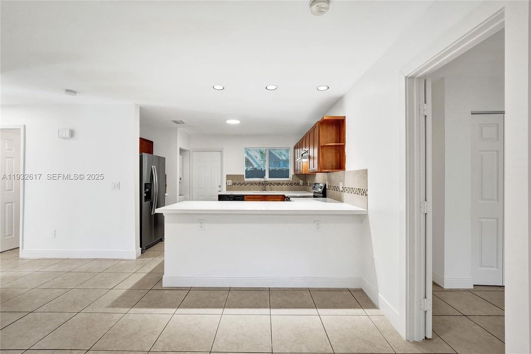 En Renta: $3,200 (3 camas, 3 baños, 1350 Pies cuadrados)