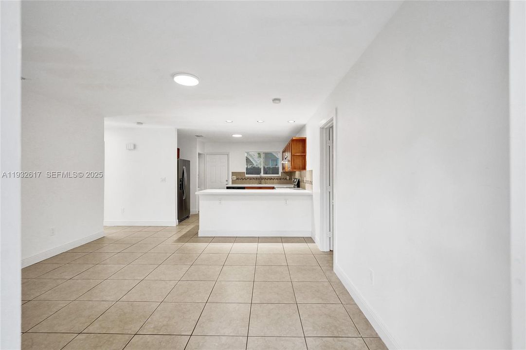 En Renta: $3,200 (3 camas, 3 baños, 1350 Pies cuadrados)