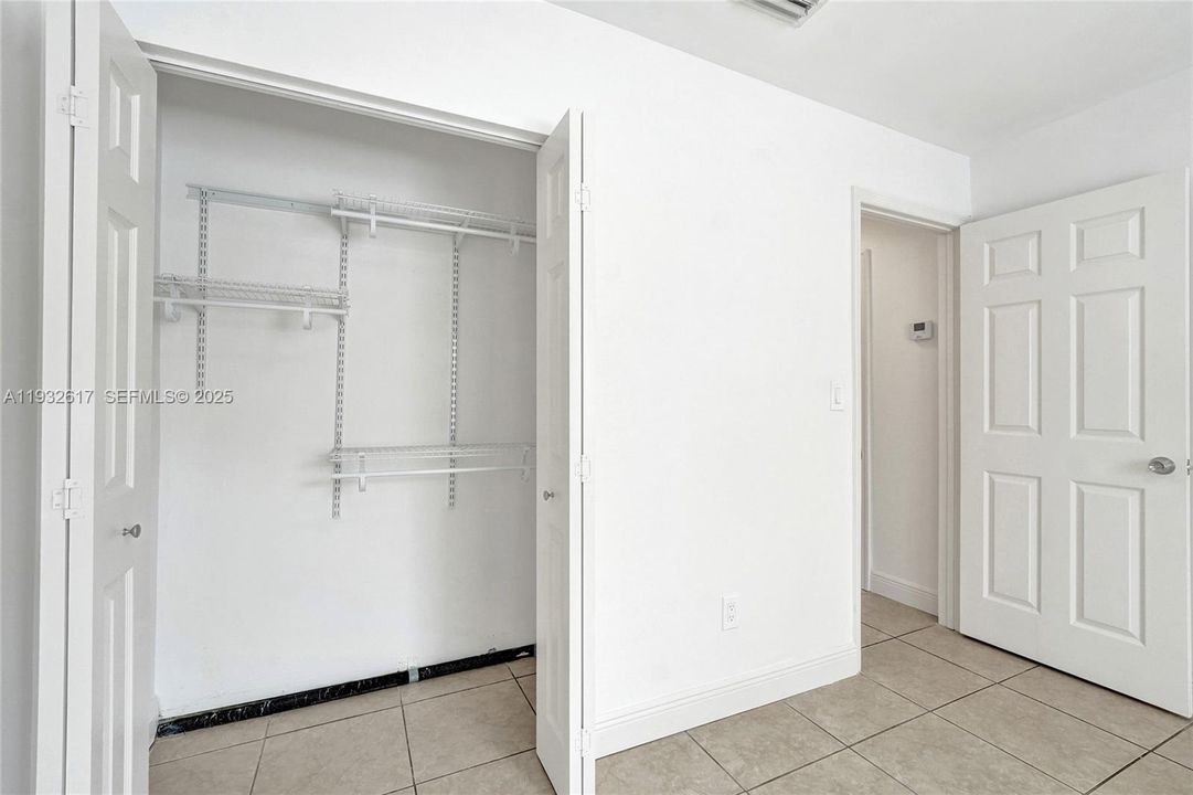 En Renta: $3,200 (3 camas, 3 baños, 1350 Pies cuadrados)