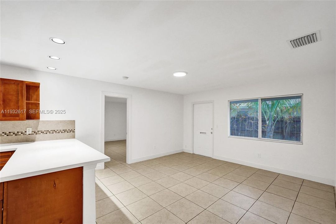 En Renta: $3,200 (3 camas, 3 baños, 1350 Pies cuadrados)