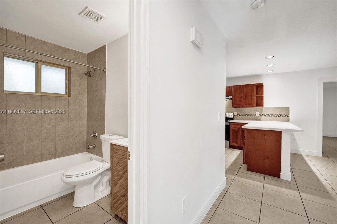 En Renta: $3,200 (3 camas, 3 baños, 1350 Pies cuadrados)