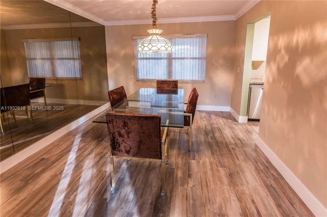 For Sale: $810,000 (4 beds, 3 baths, 2007 Square Feet)