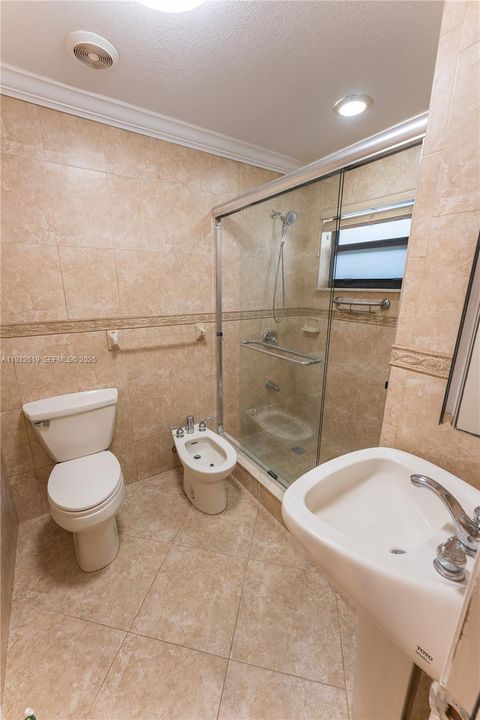 For Sale: $810,000 (4 beds, 3 baths, 2007 Square Feet)