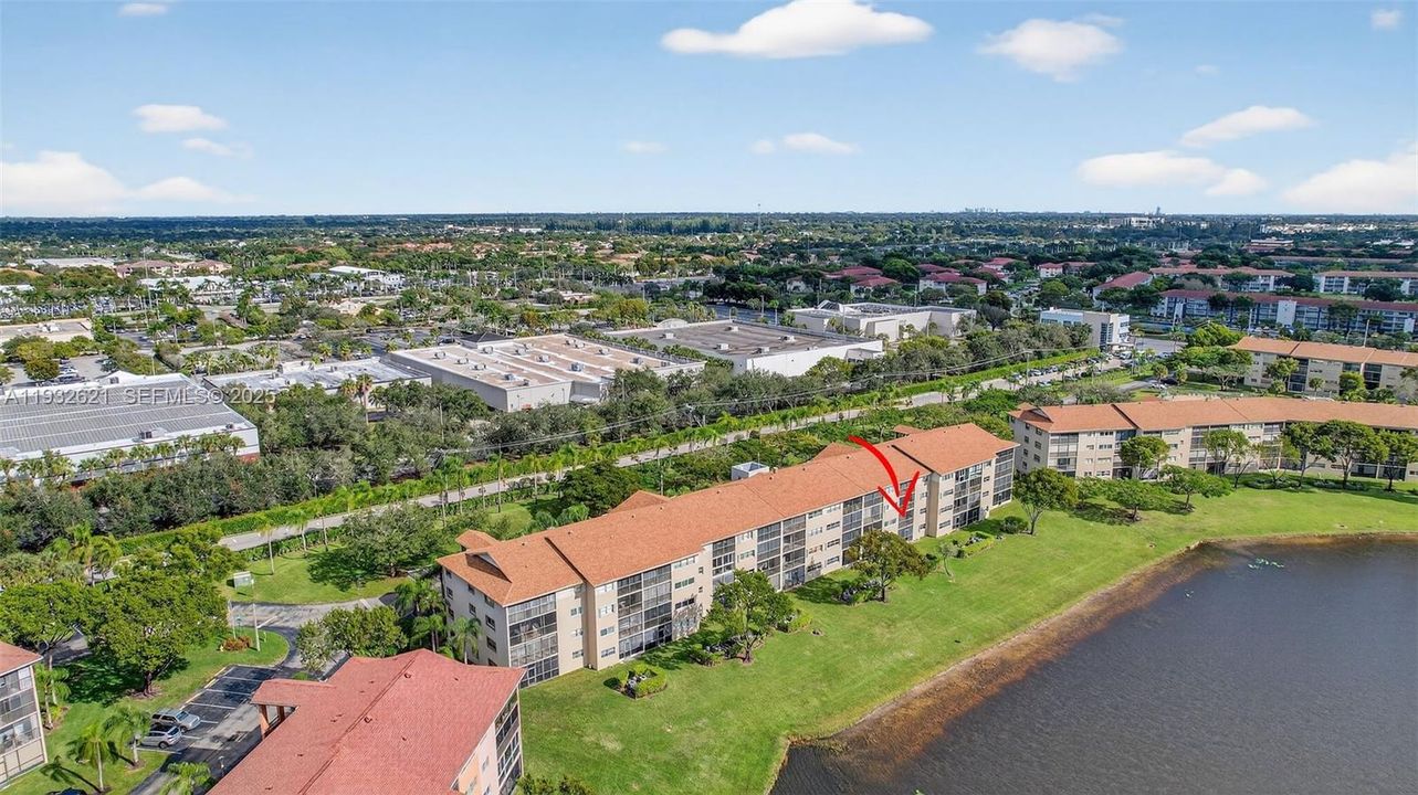 For Sale: $220,000 (2 beds, 2 baths, 1137 Square Feet)