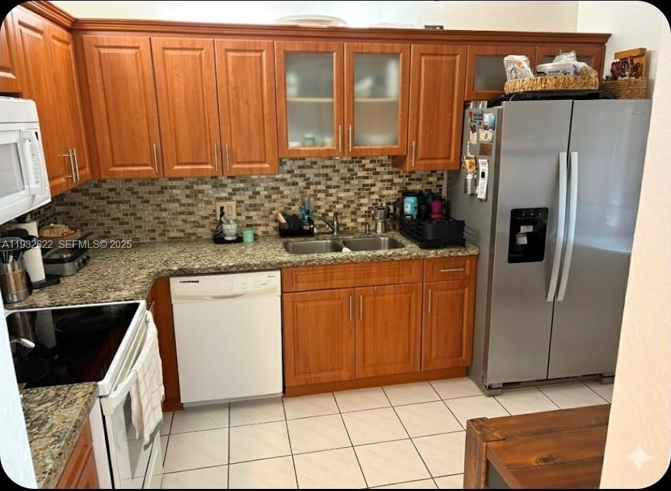 En Renta: $2,450 (2 camas, 2 baños, 1231 Pies cuadrados)