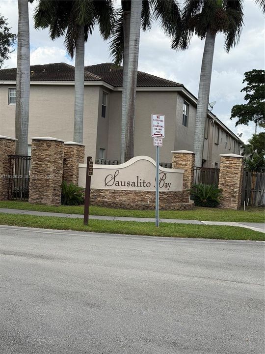 В аренду: $3,500 (3 спален, 2 ванн, 1582 Квадратных фут)