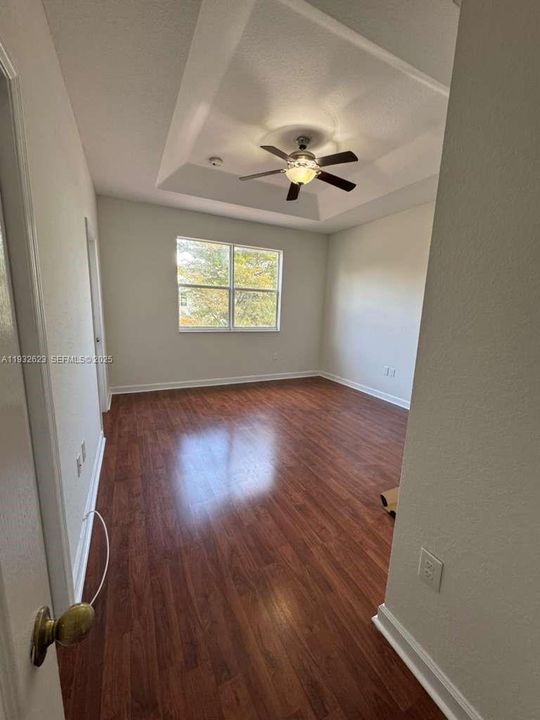 В аренду: $3,500 (3 спален, 2 ванн, 1582 Квадратных фут)