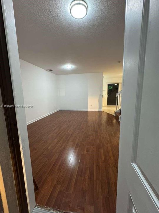 В аренду: $3,500 (3 спален, 2 ванн, 1582 Квадратных фут)