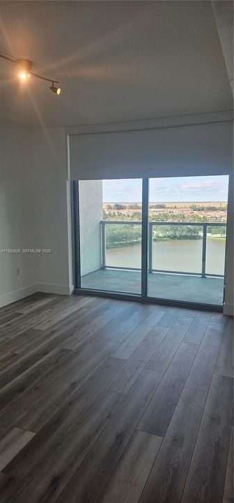 For Rent: $2,800 (2 beds, 2 baths, 1165 Square Feet)