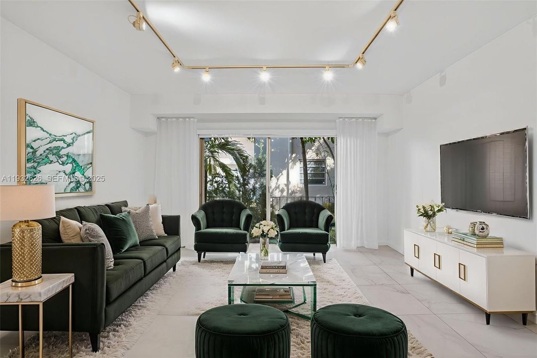 For Rent: $4,250 (3 beds, 2 baths, 1403 Square Feet)