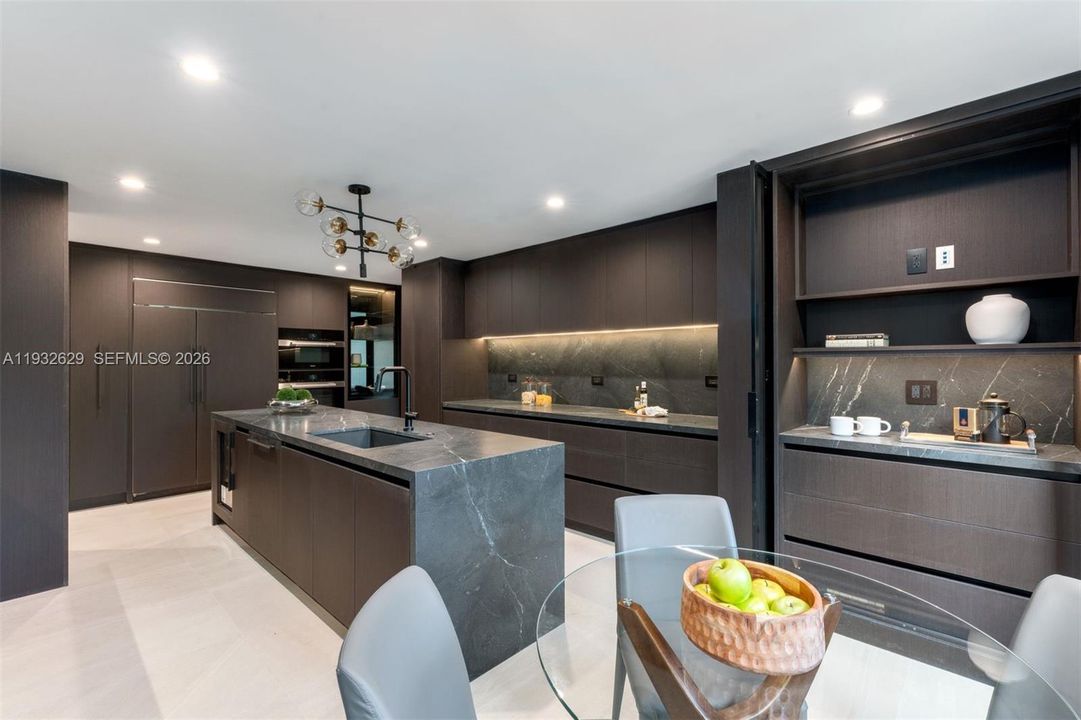 For Sale: $15,750,000 (6 beds, 6 baths, 6460 Square Feet)