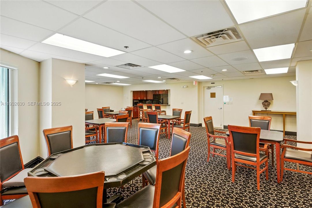 На продажу: $600,000 (3 спален, 3 ванн, 1536 Квадратных фут)