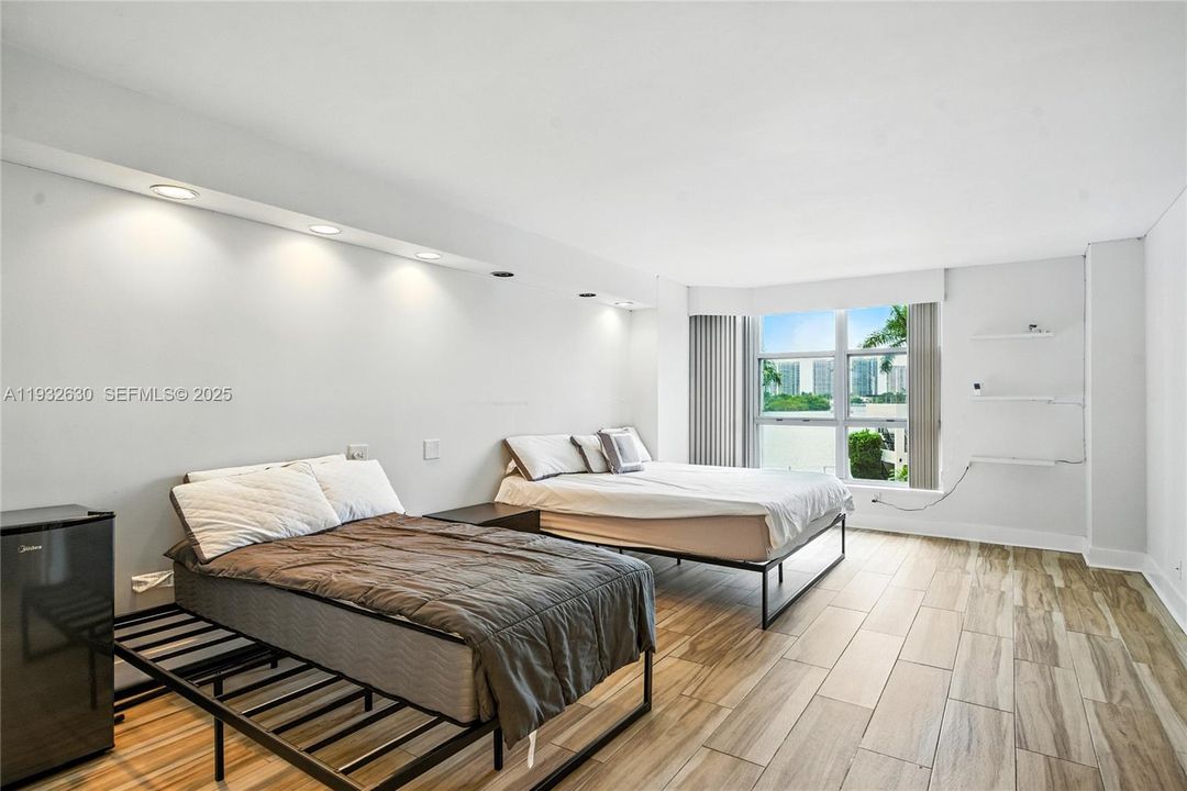 На продажу: $600,000 (3 спален, 3 ванн, 1536 Квадратных фут)