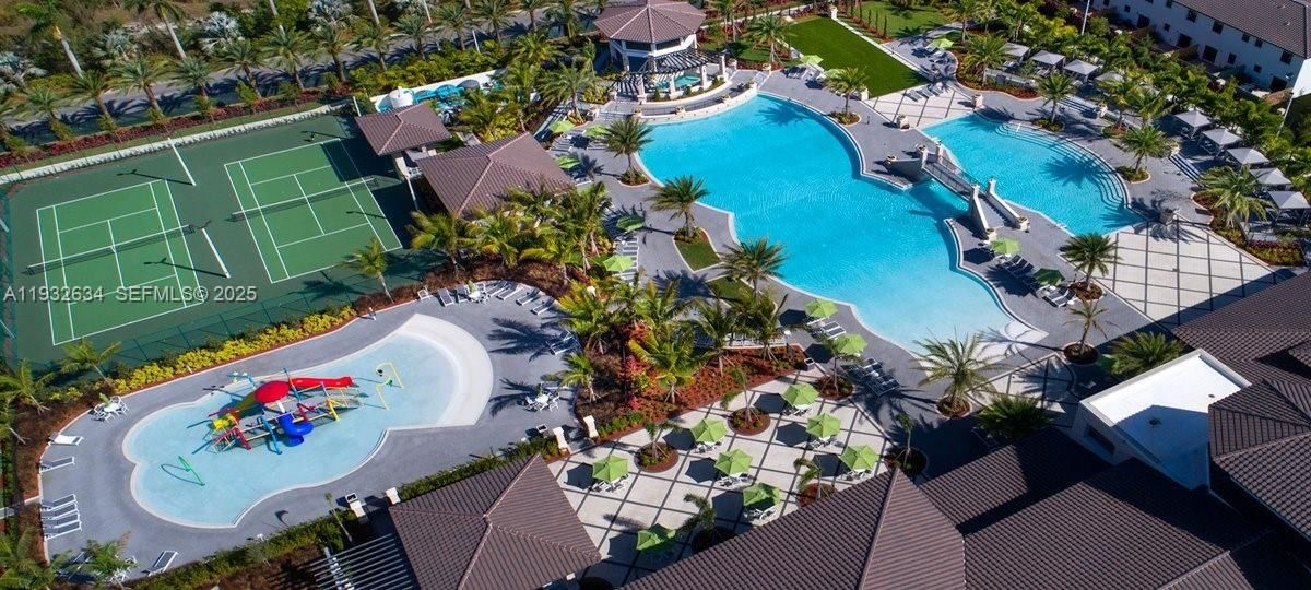 For Sale: $540,000 (3 beds, 2 baths, 1517 Square Feet)