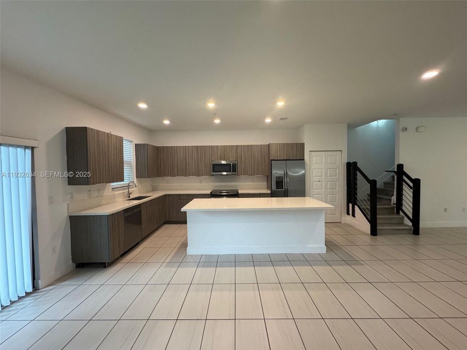 For Sale: $540,000 (3 beds, 2 baths, 1517 Square Feet)