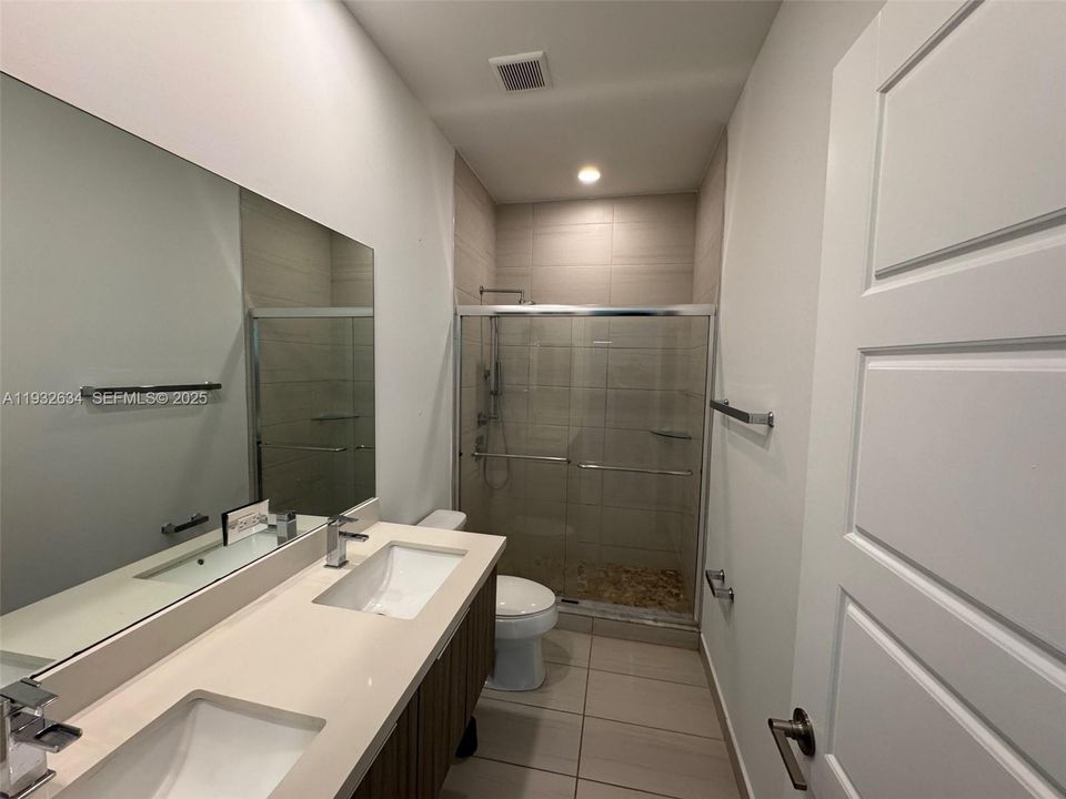 For Sale: $540,000 (3 beds, 2 baths, 1517 Square Feet)