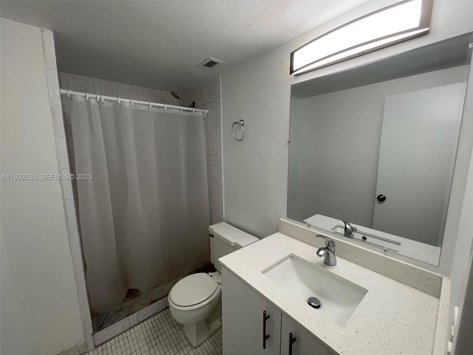 For Rent: $2,500 (2 beds, 2 baths, 1020 Square Feet)