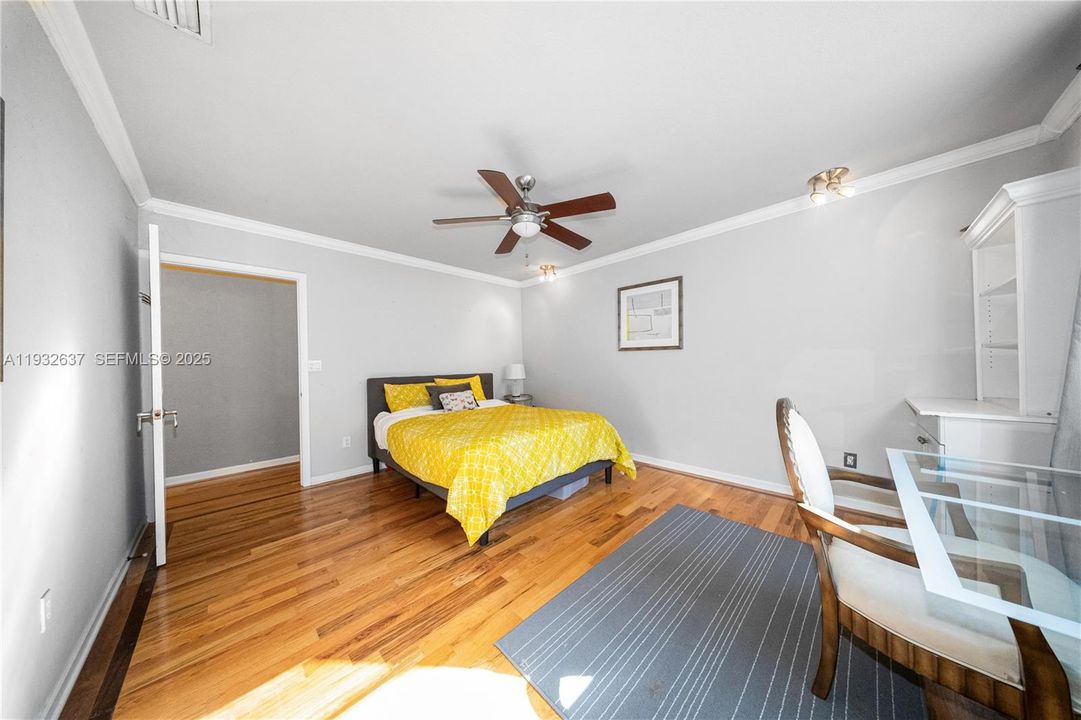 На продажу: $2,000,000 (3 спален, 3 ванн, 2836 Квадратных фут)