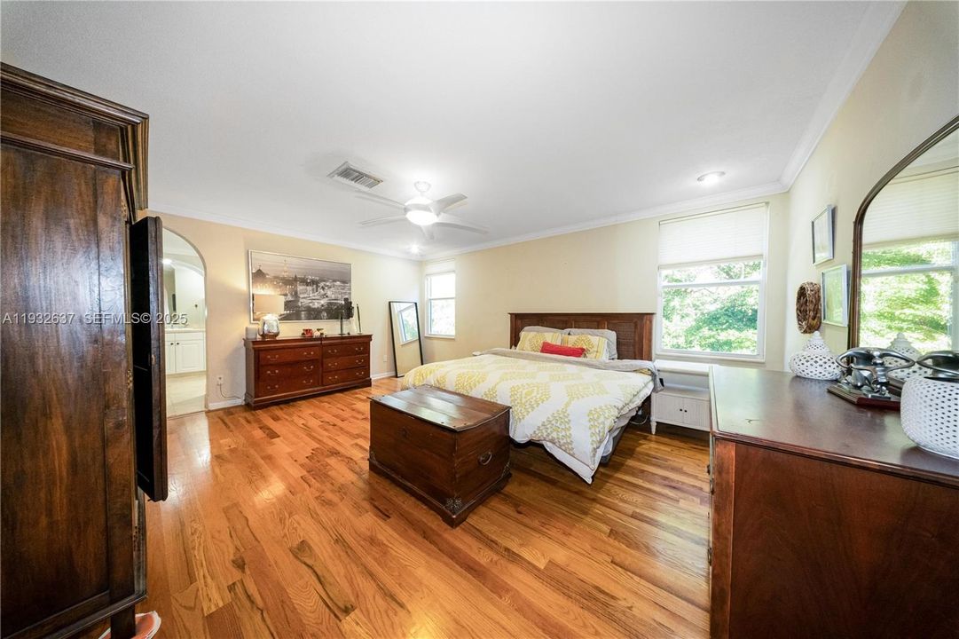 На продажу: $2,000,000 (3 спален, 3 ванн, 2836 Квадратных фут)