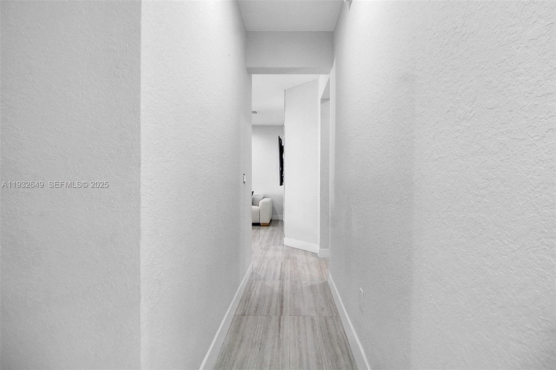 待售: $1,300,000 (5 贝兹, 4 浴室, 2925 平方英尺)