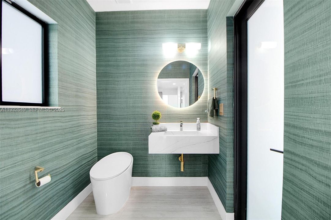 待售: $1,300,000 (5 贝兹, 4 浴室, 2925 平方英尺)