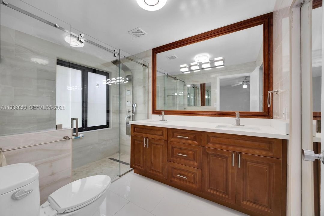 出租: $4,100 (3 贝兹, 2 浴室, 2056 平方英尺)