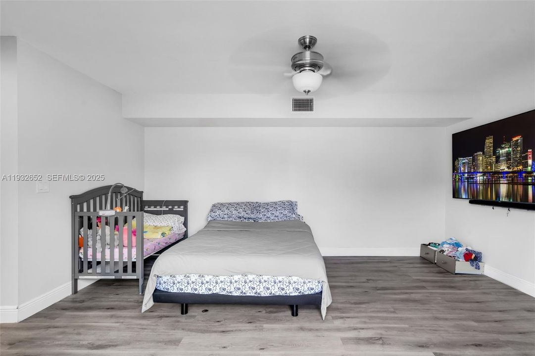 На продажу: $430,000 (3 спален, 2 ванн, 1654 Квадратных фут)