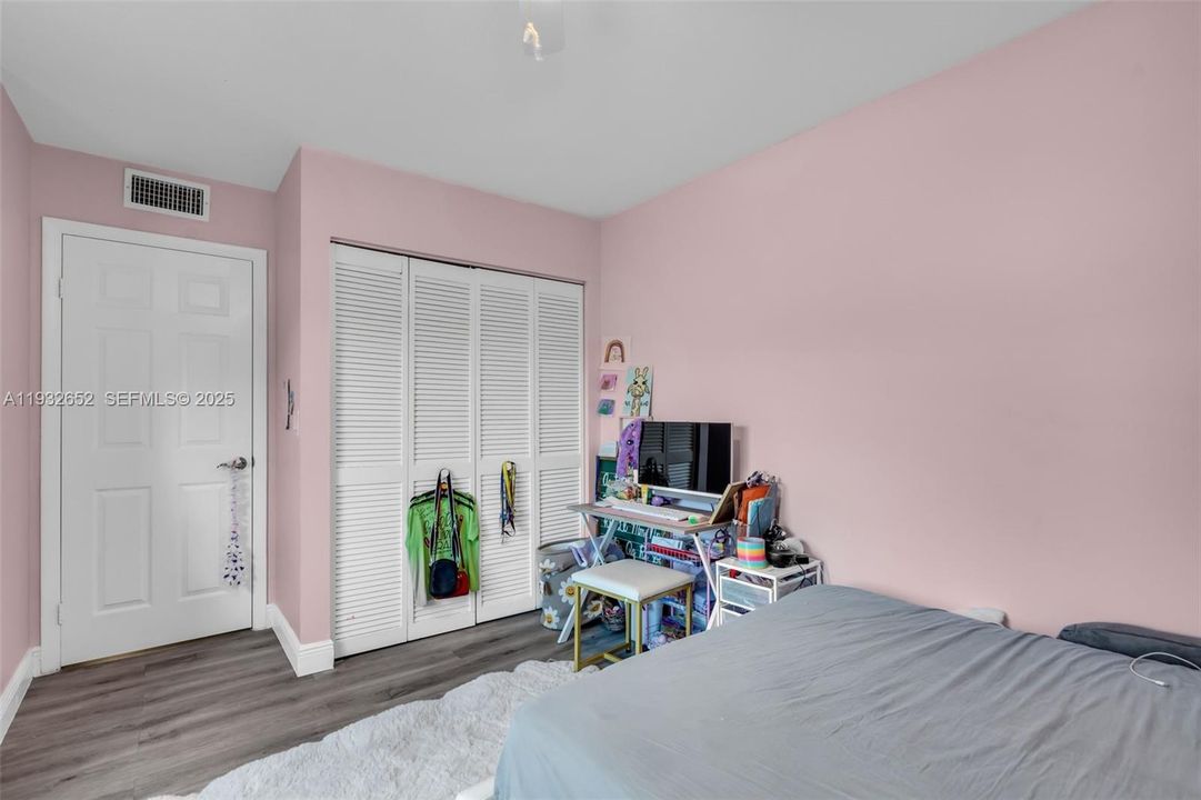 На продажу: $430,000 (3 спален, 2 ванн, 1654 Квадратных фут)