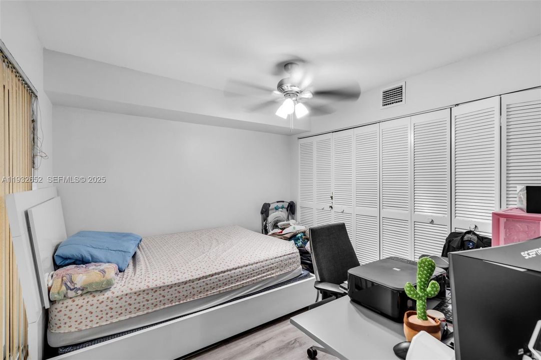 На продажу: $430,000 (3 спален, 2 ванн, 1654 Квадратных фут)