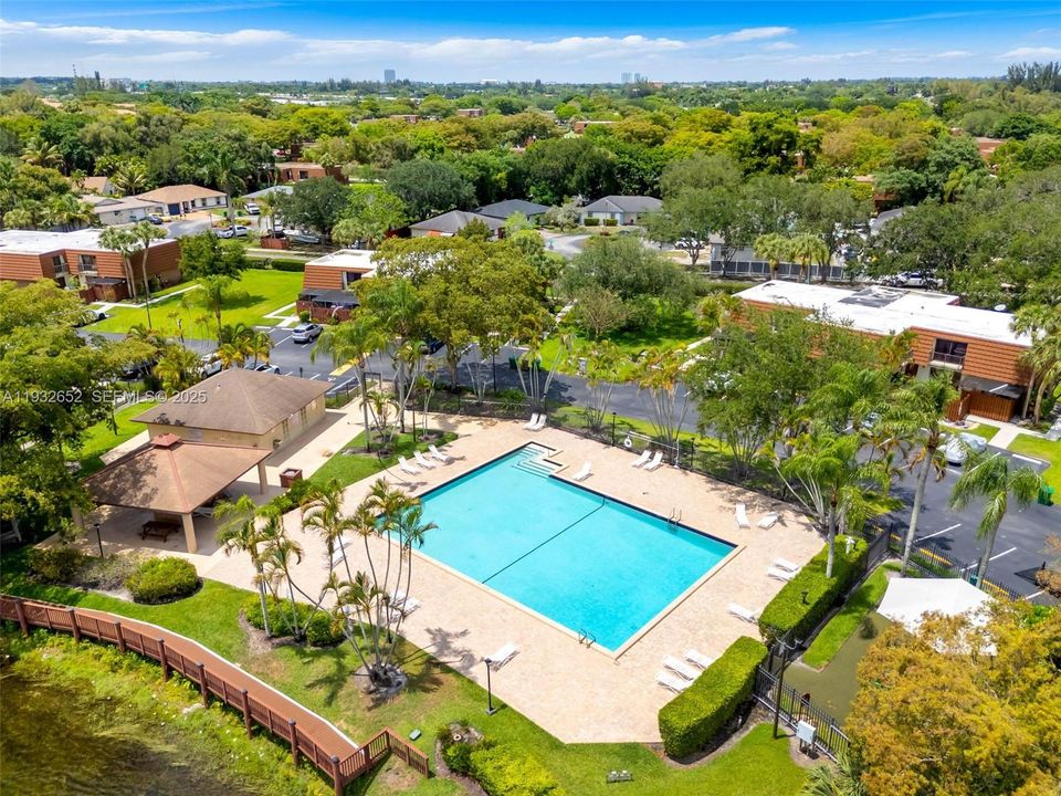 На продажу: $430,000 (3 спален, 2 ванн, 1654 Квадратных фут)