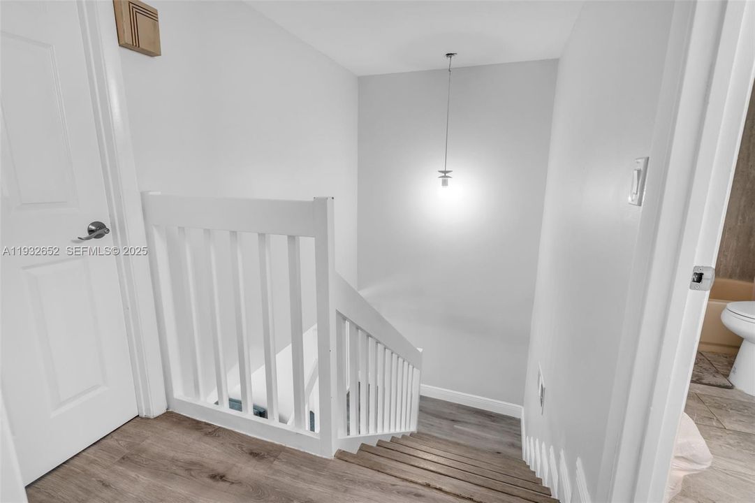 На продажу: $430,000 (3 спален, 2 ванн, 1654 Квадратных фут)