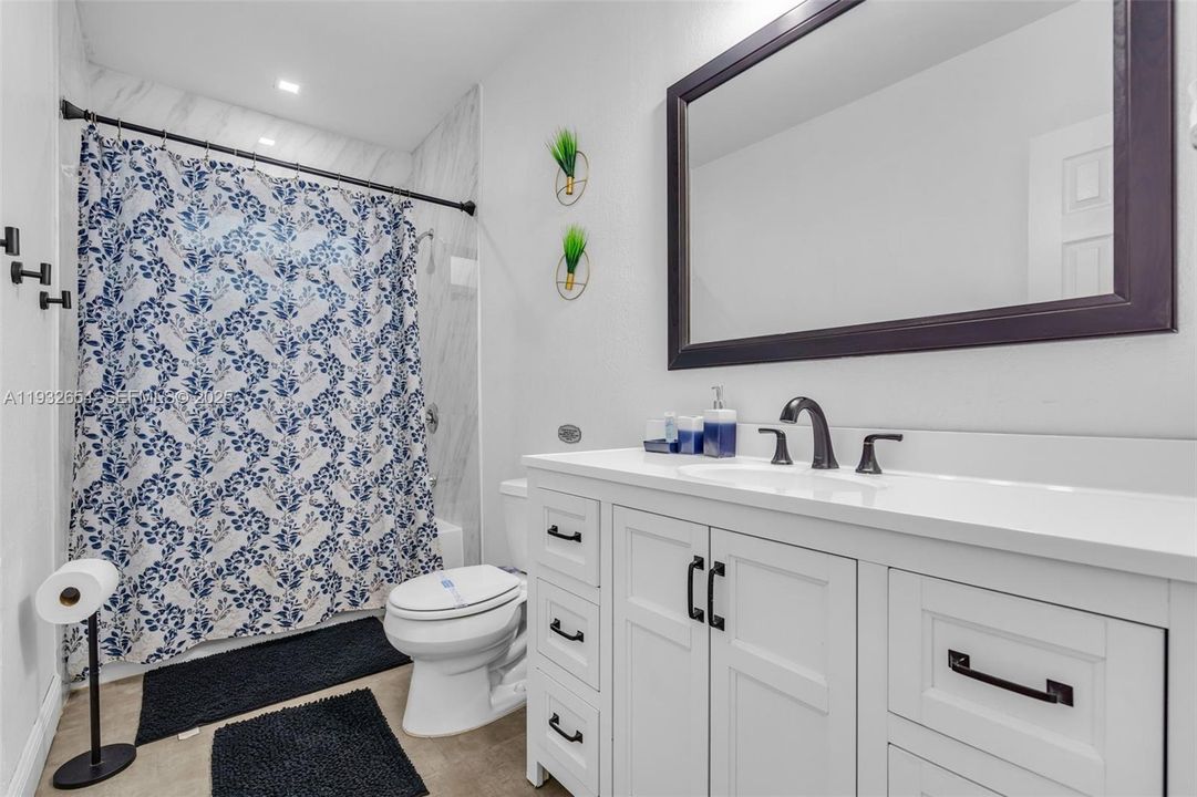 For Rent: $5,000 (4 beds, 3 baths, 1847 Square Feet)