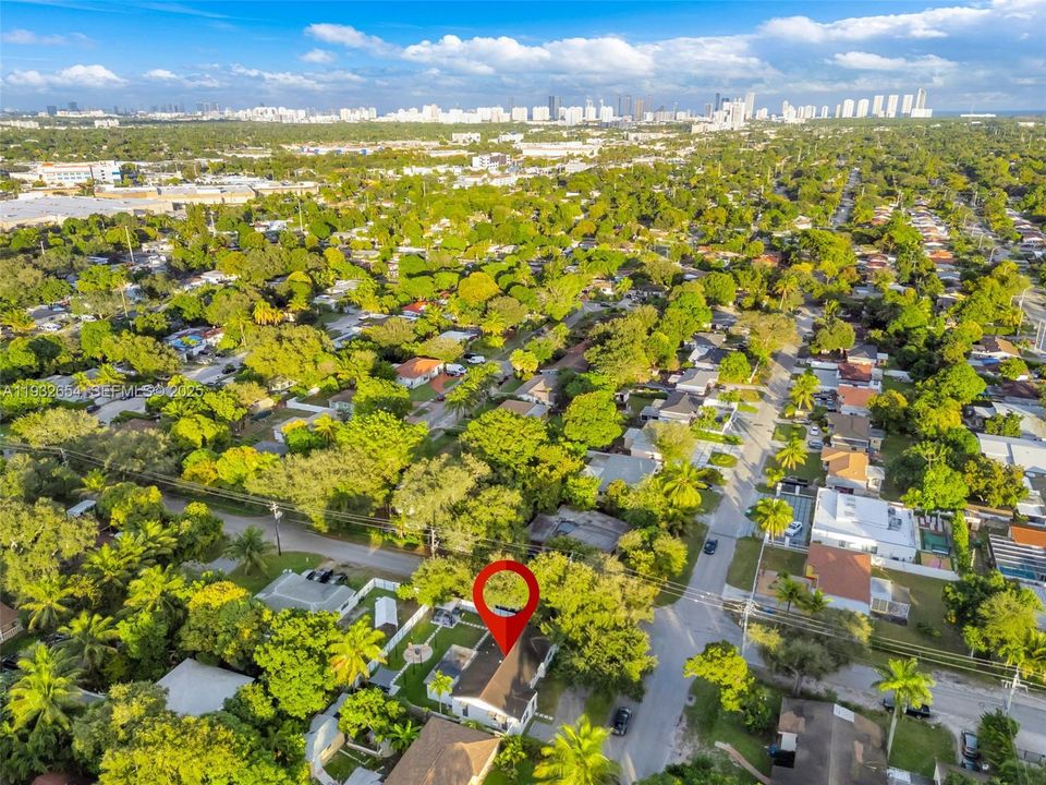 For Rent: $5,000 (4 beds, 3 baths, 1847 Square Feet)